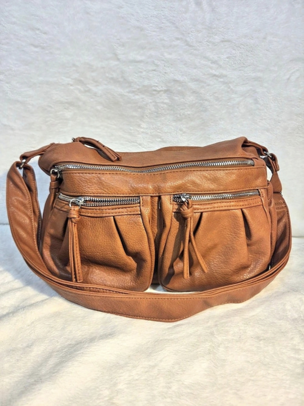 Bueno Brown Shoulder Bag